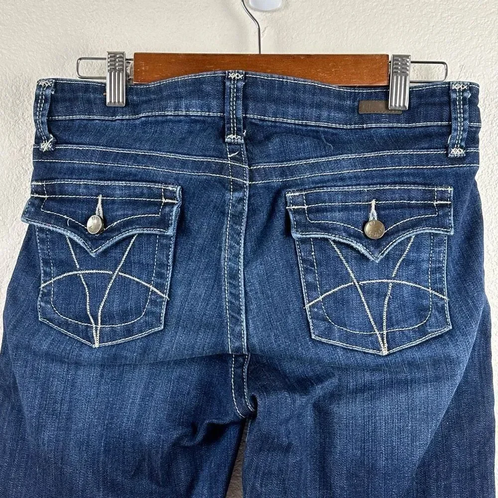Kut From The Cloth Women's 6 Natalie Long Bermuda Shorts Blue Denim Flap Pockets